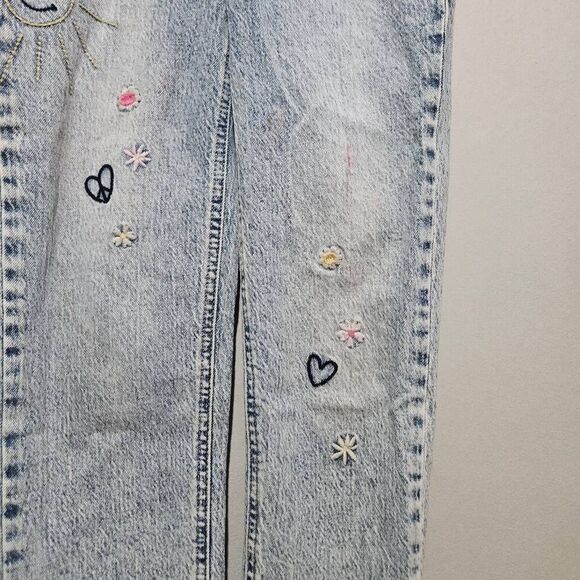 Cat & Jack Jeans Girls 8 Light Wash Straight Ankle Stretch Raw Hem School - Picture 2 of 7